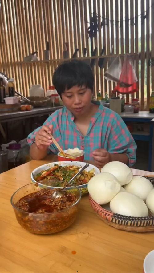 娱乐吃瓜酱舒适,舒适带你领略娱乐圈的欢乐与八卦 第2张 娱乐吃瓜酱舒适,舒适带你领略娱乐圈的欢乐与八卦 第2张